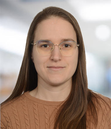 Dr. Nádas Anna